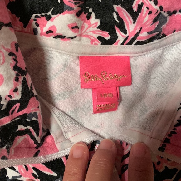 EUC Lilly Pulitzer girls quarter zip - Picture 2 of 3